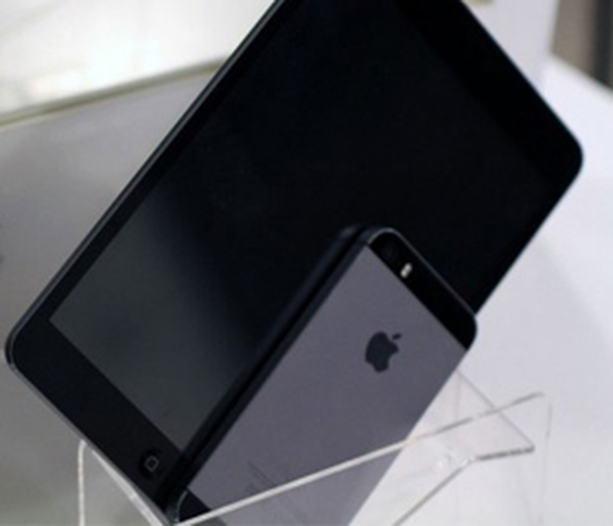 İpad Mini 2 ve İpad 5\'den Yeni Görüntüler