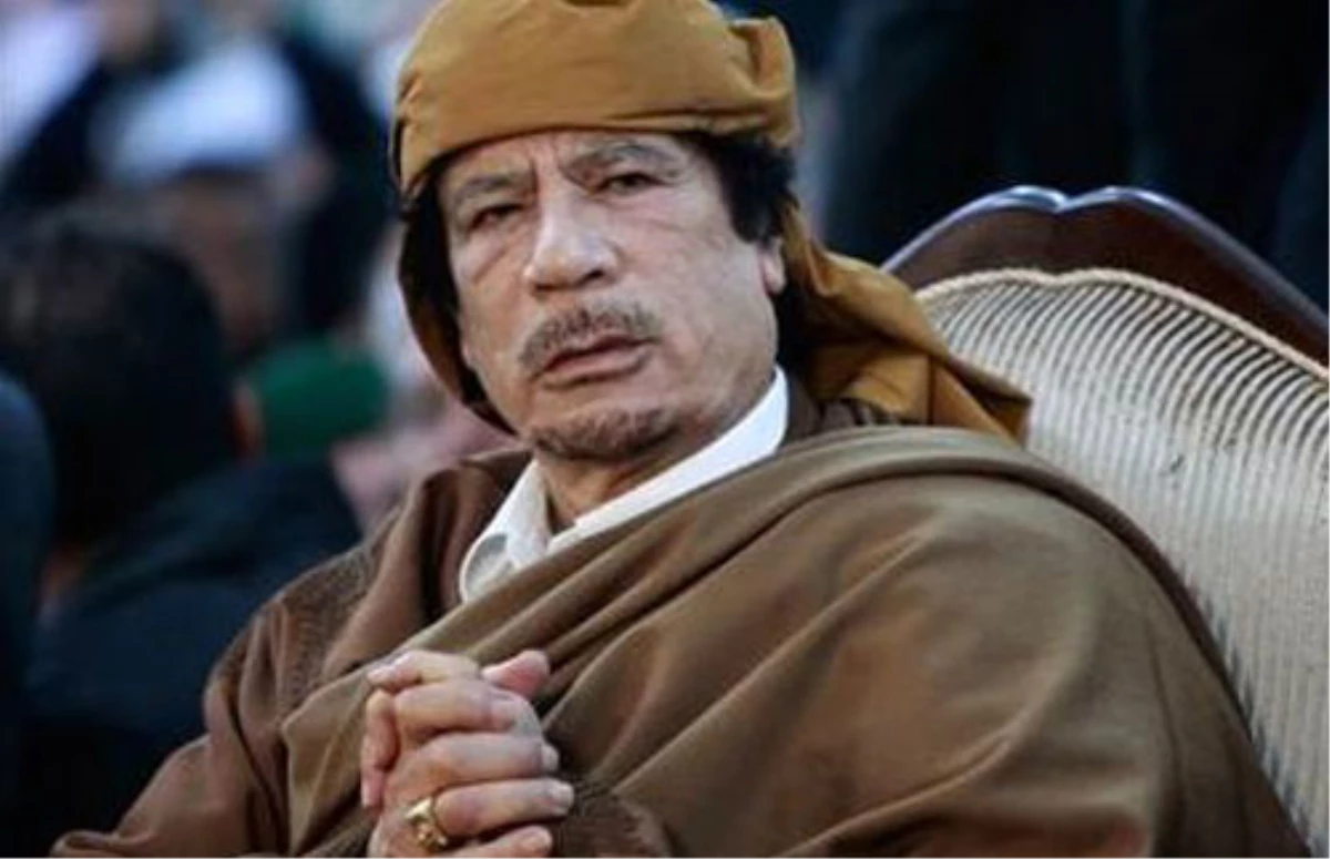 İran Medyası: Kaddafi Ölmedi