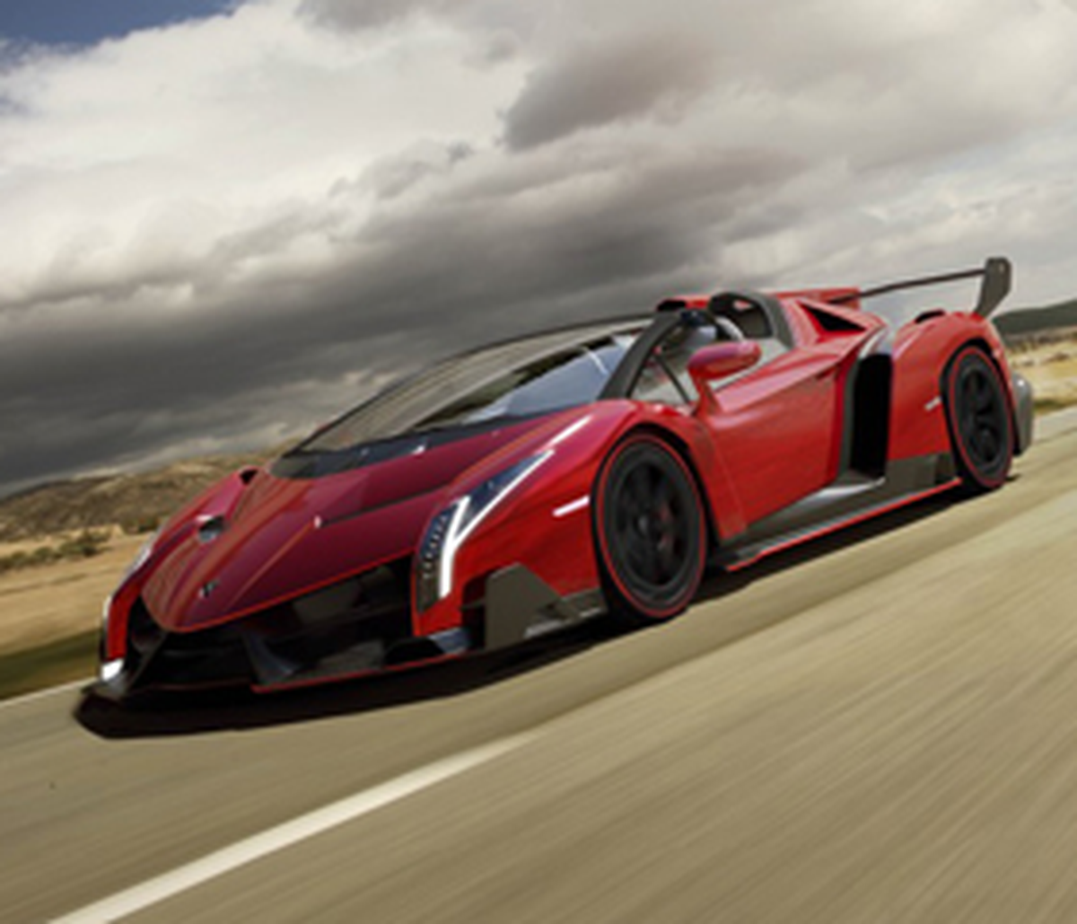 Lamborghini Veneno Üstünü Açtı