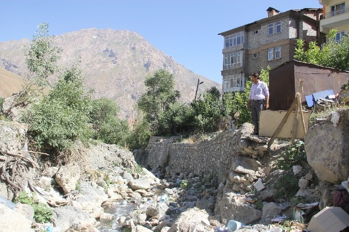 Mahalle Sakinlerinden Dere Yatağı Tepkisi
