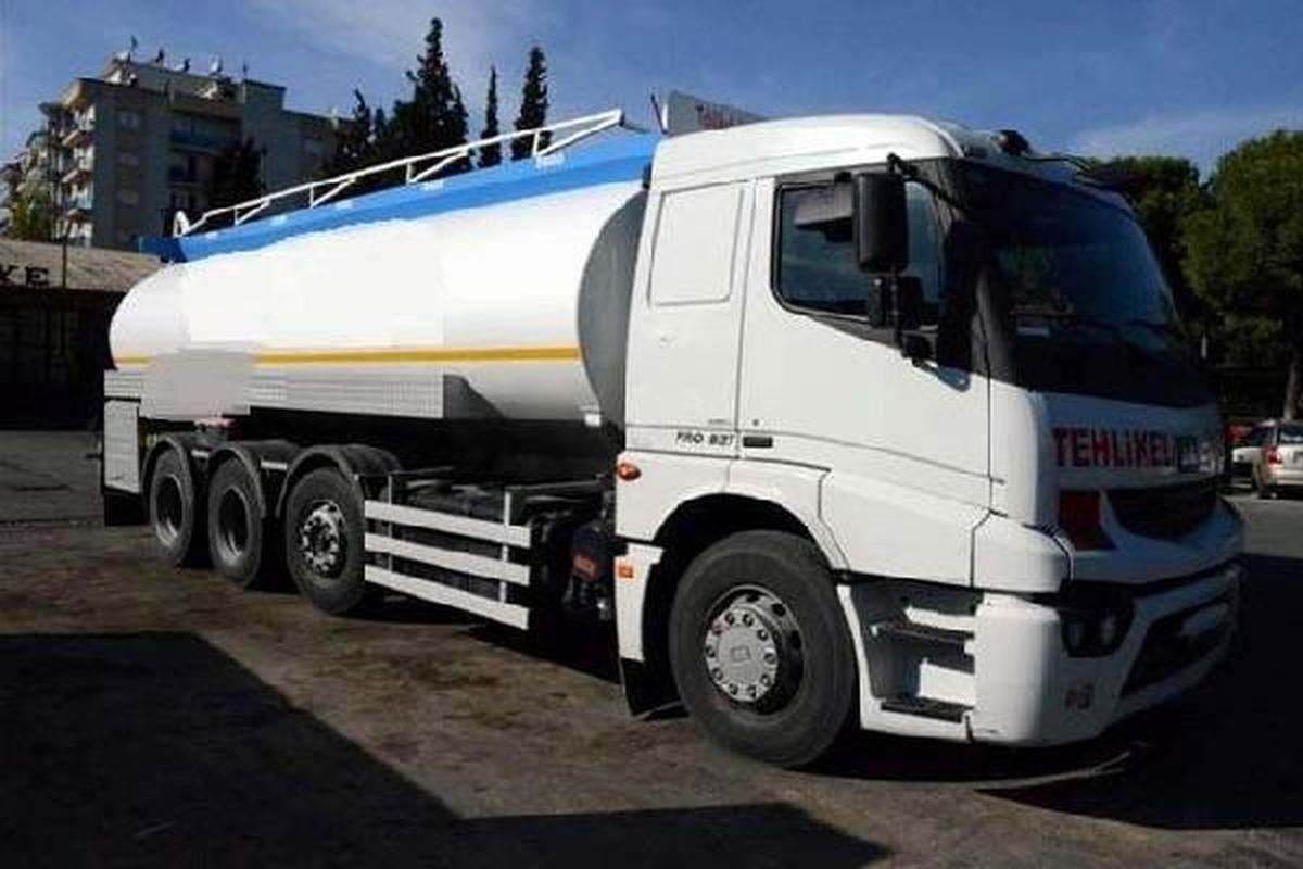 Aydın\'da Polis 23 Bin 649 Litre Kaçak Mazot Ele Geçirdi