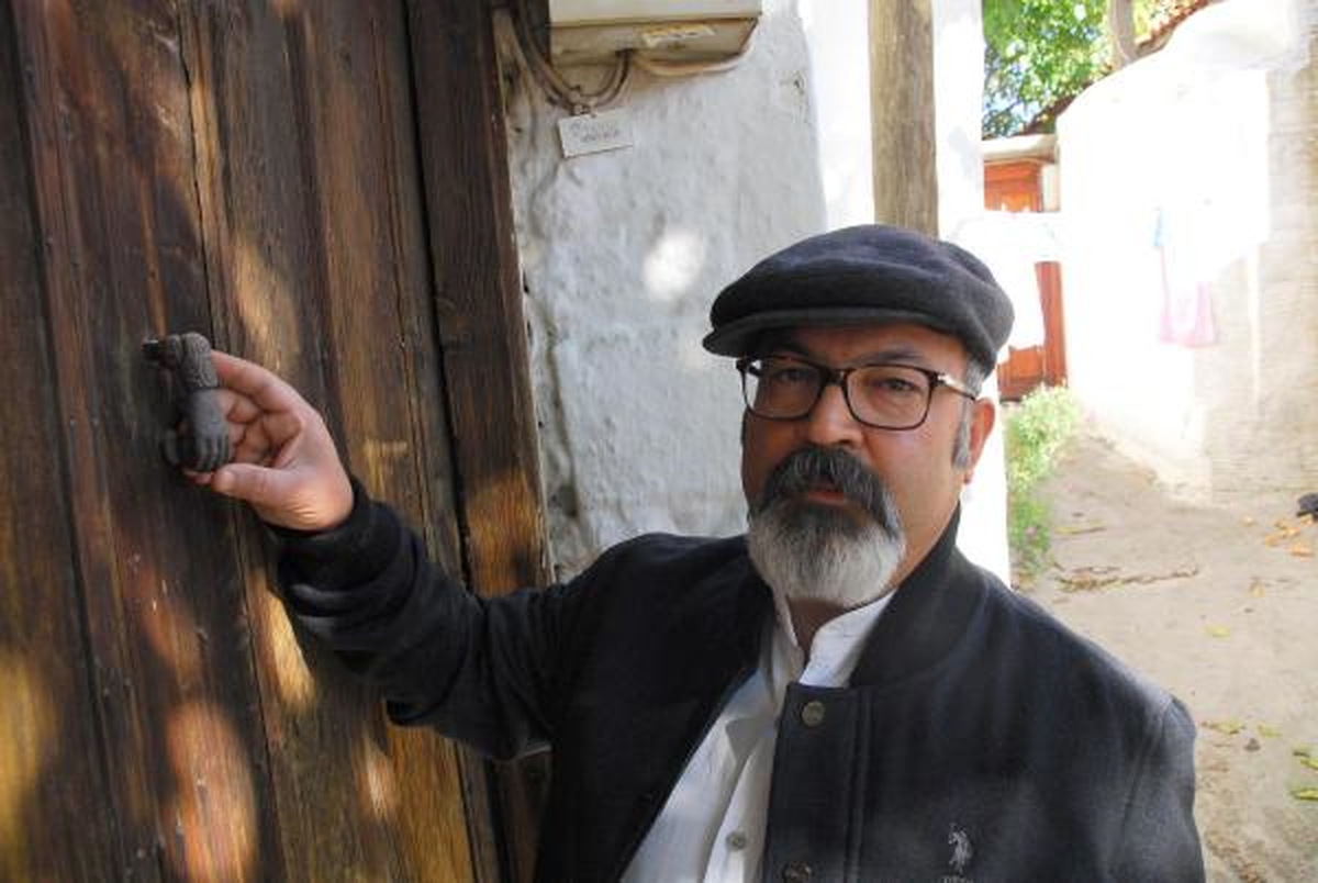 Tarihi Kapı Tokmakları Yok Oluyor