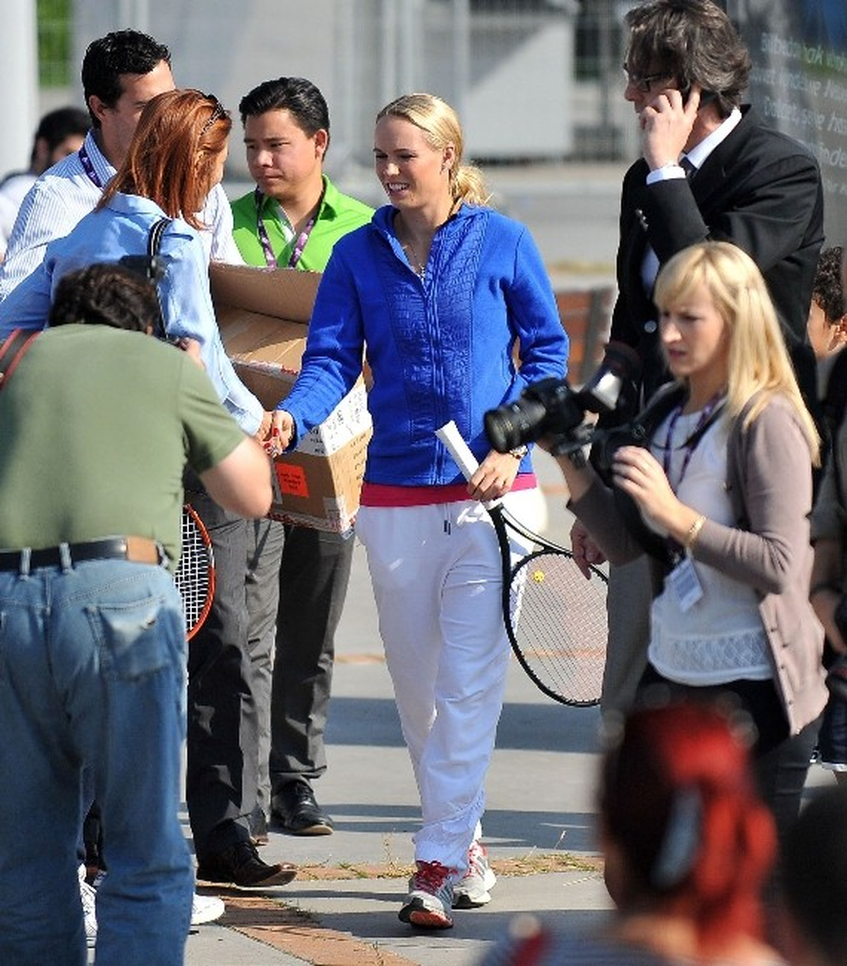 Wozniacki, Sokak Tenisi\'nde Çocuklarla Buluştu