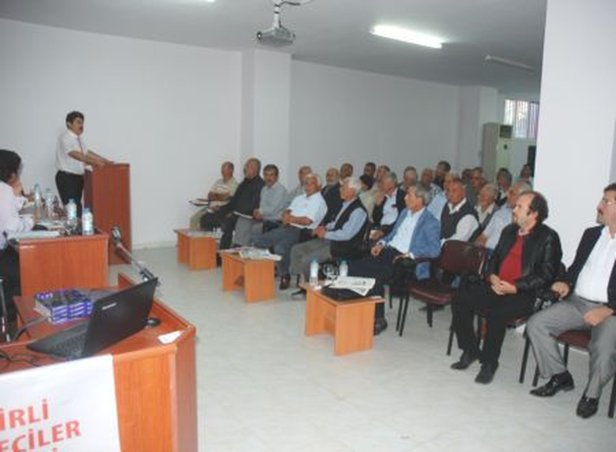 "Zeytincilikte Budama, Hasat ve Pazarlama" Paneli