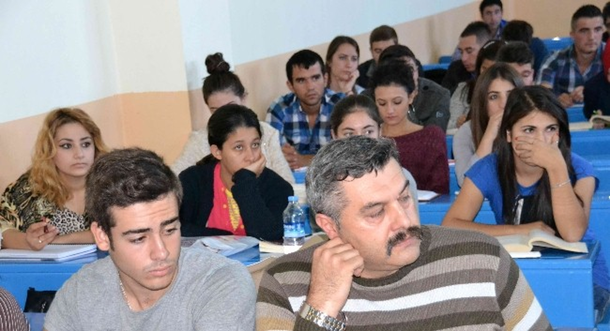 40\'ın da Üniversiteli Oldu