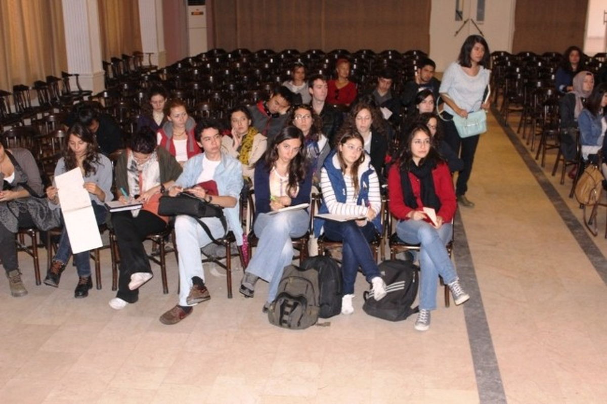 Ayvalık Belediyesi\'nden Kentsel Planlama Dersi