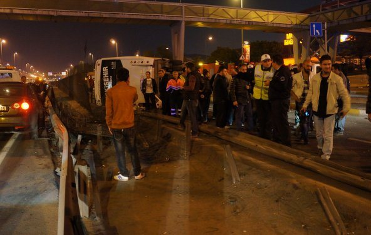 Bahçelievler E-5\'te Zincirleme Kaza: 3 Yaralı