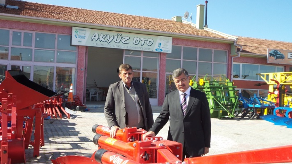 Belediye Başkanı Akdoğan Oto Galericileri Ziyaret Etti