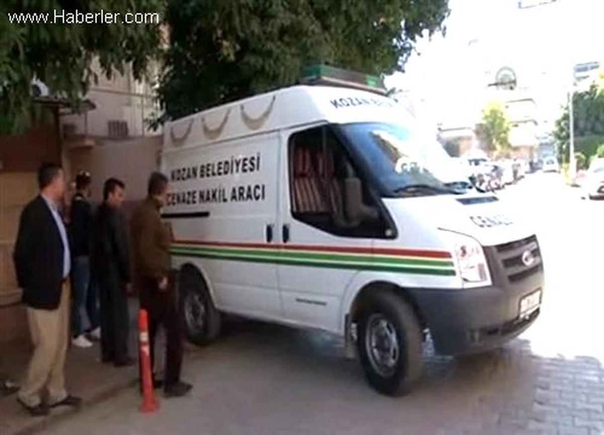 Bıçaklanarak öldürülen karı kocanın otopsisi tamamlandı