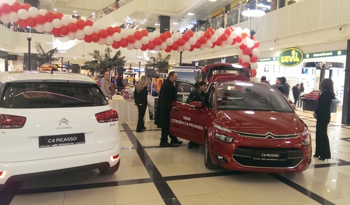 Bül Otomotiv; AVM\'de Citroën C4 Picasso\'yı Tanıttı
