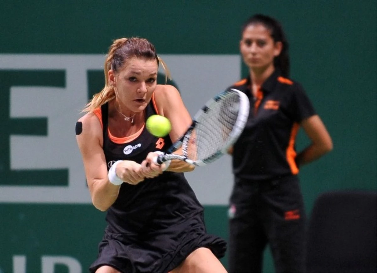 Çek Tenisçi Kvıtova, Radwanska\'yı Yendi