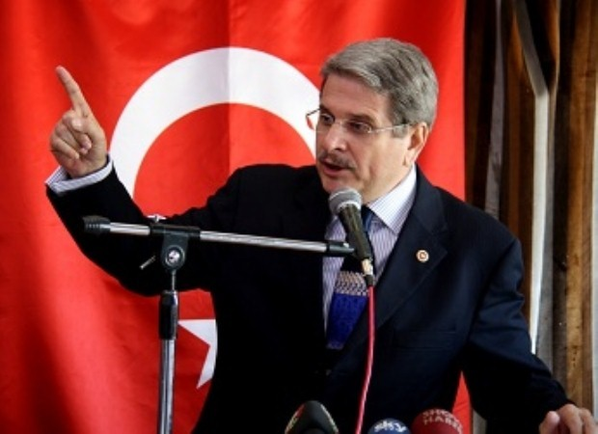 Çıray: "Gençlerimiz Nefret Ajanlarının Saldırısı Altında"