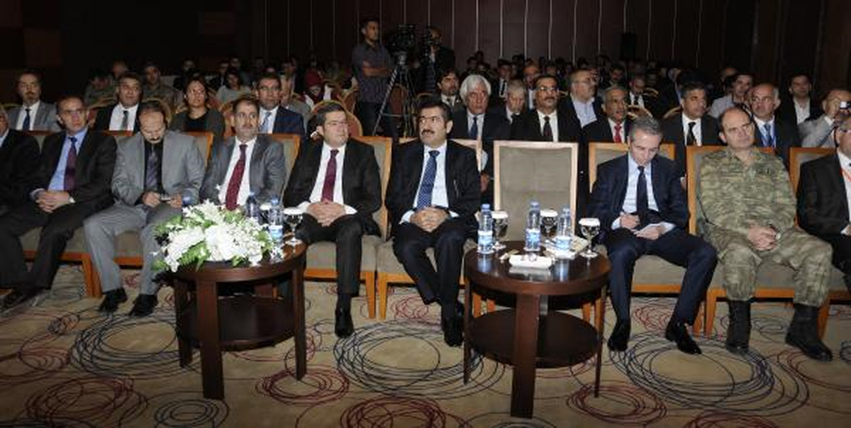 Depremin Yıl Dönümünde Acılar Tazelendi (3)