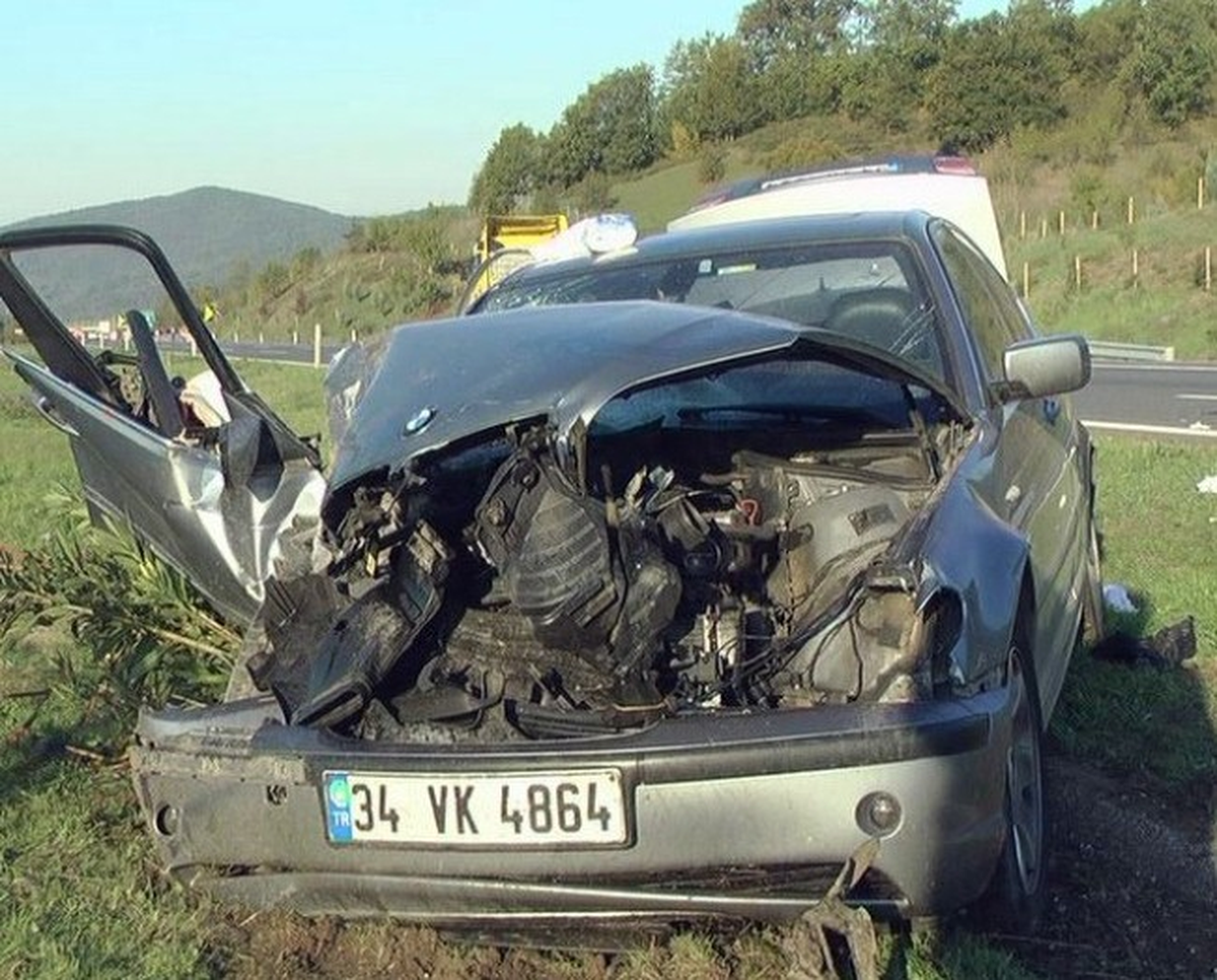 Düzce Tem Otoyolunda Kaza: 6 Yaralı