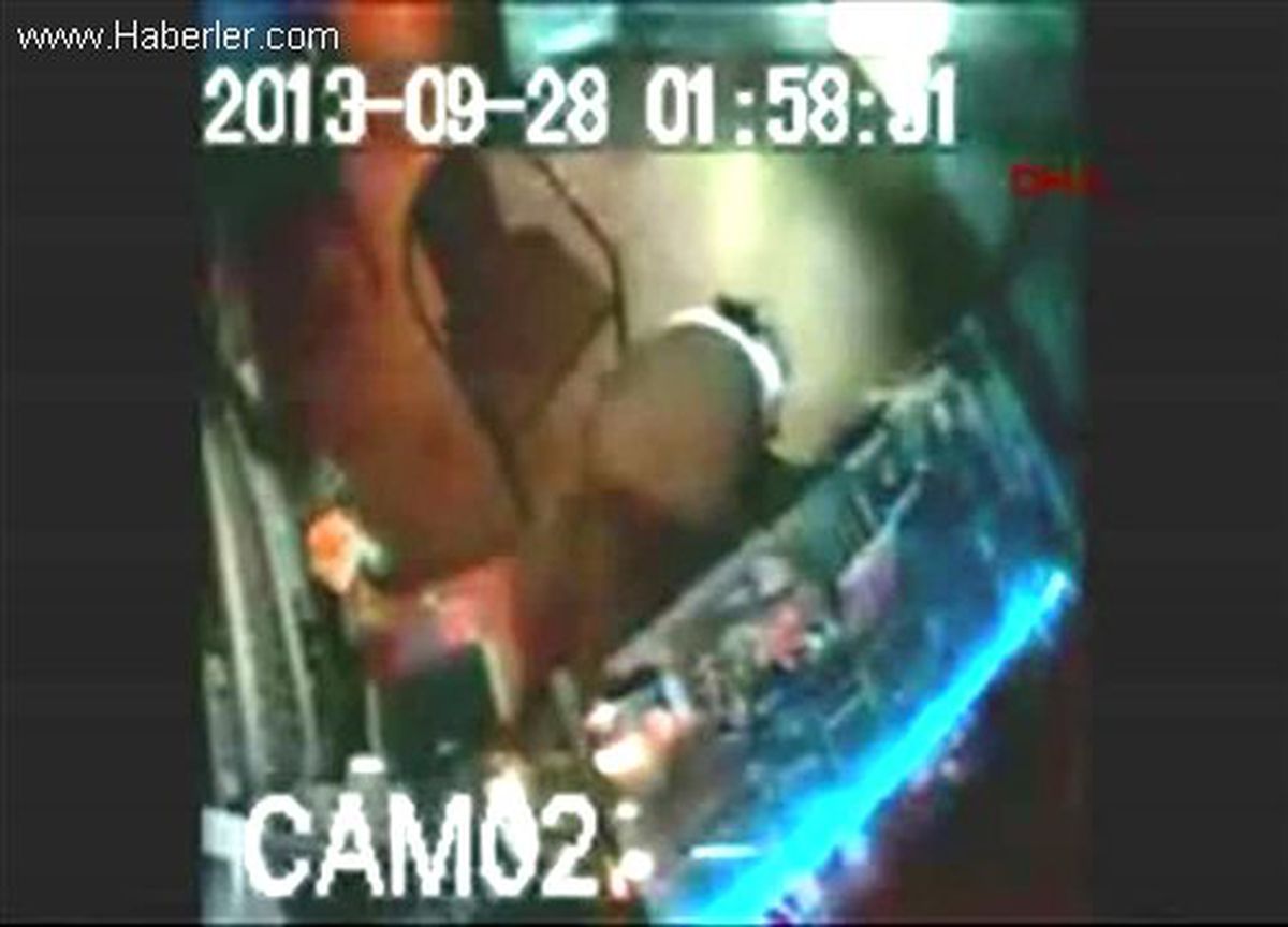Karabük Polisi Goril Maskeli Hırsızı Yakaladı