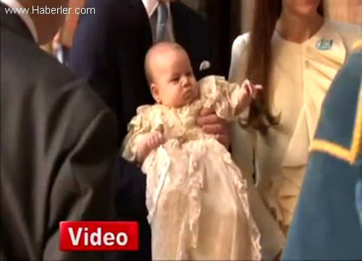 İngiliz Krallığı\'nın Varisi Vaftiz Edildi