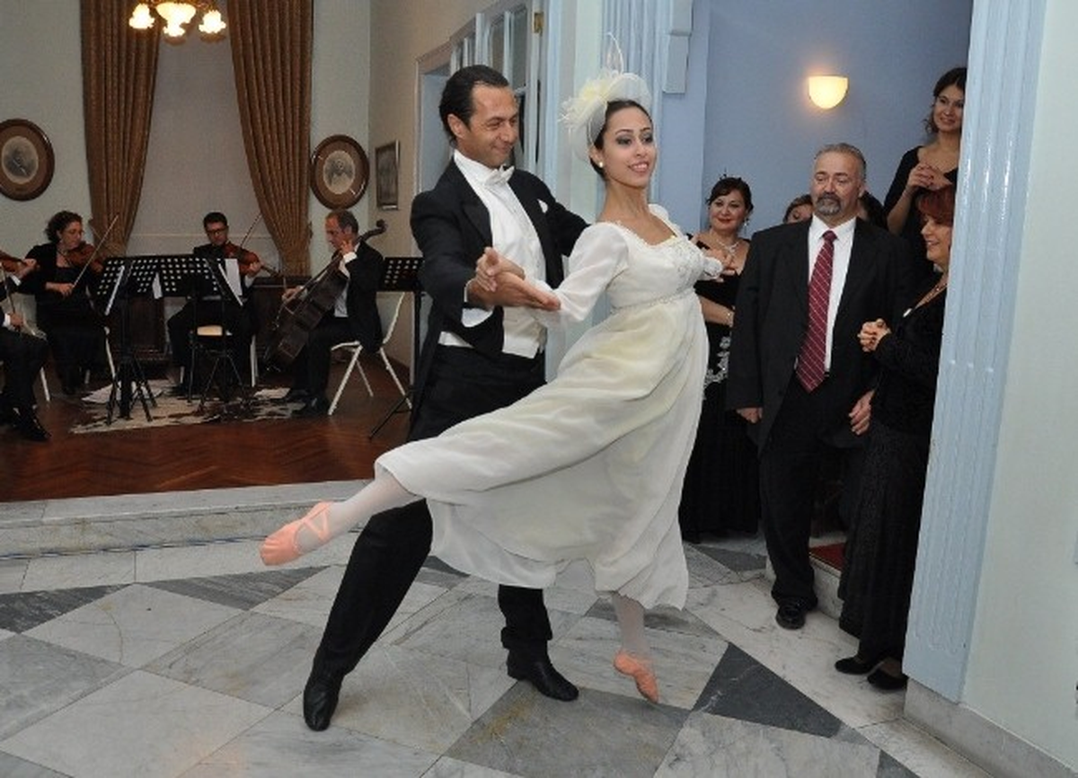 İtk Mezunları, Cumhuriyet\'in 90. Yılını Kutladı