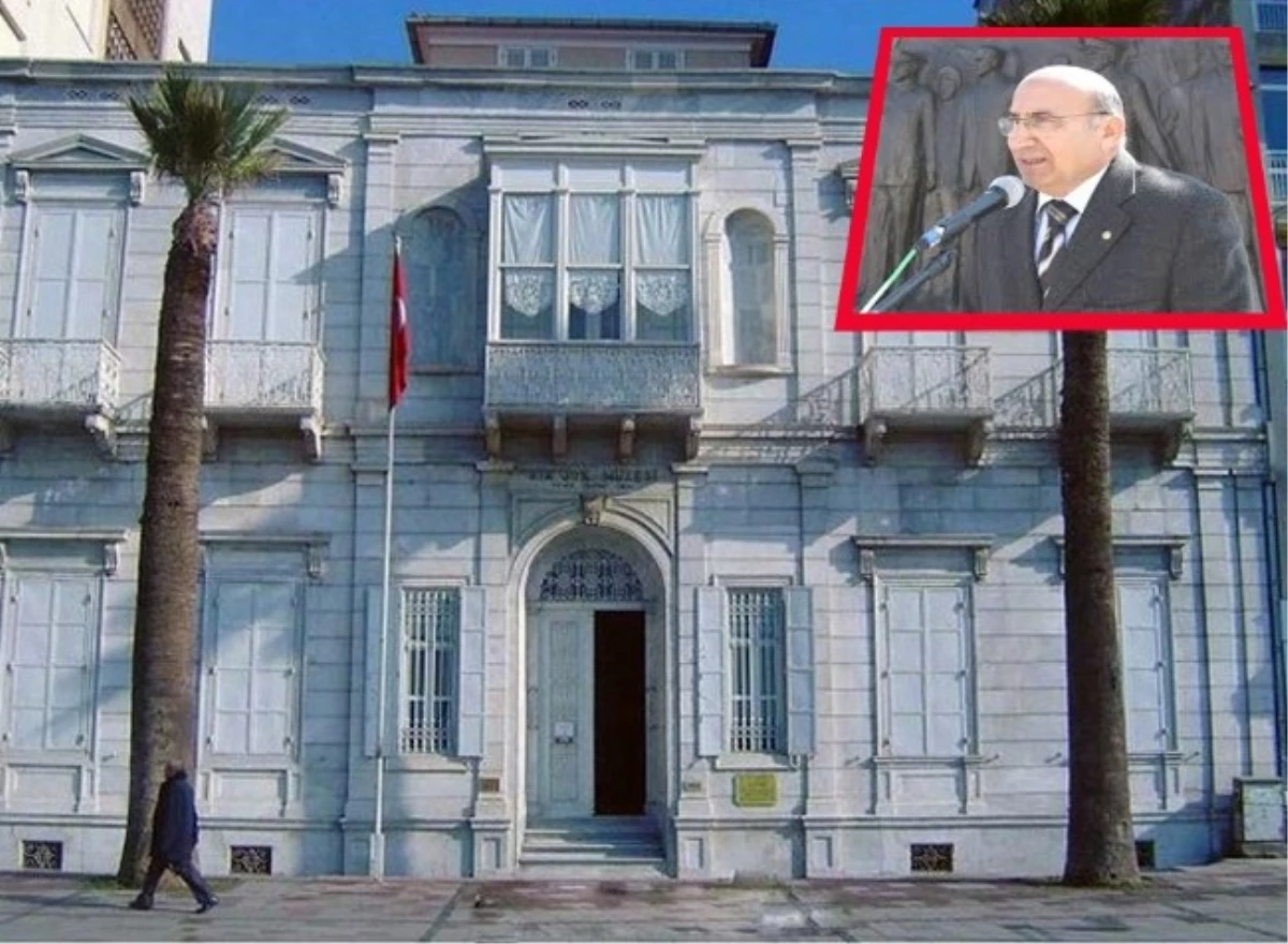 İzmir Add Şubeleri Atatürk Müze Evi Önünde İmza Kampanyası Düzenliyor