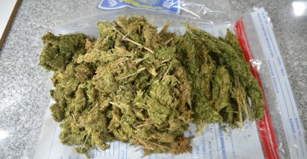 Manisa\'da 1 Kilo 930 Gram Esrar Ele Geçirildi