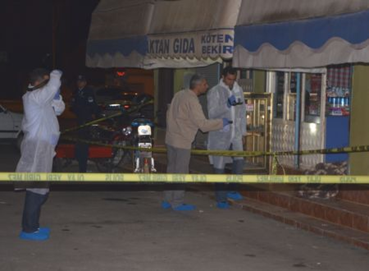 Market İşleten Çift Bıçaklanarak Öldürüldü