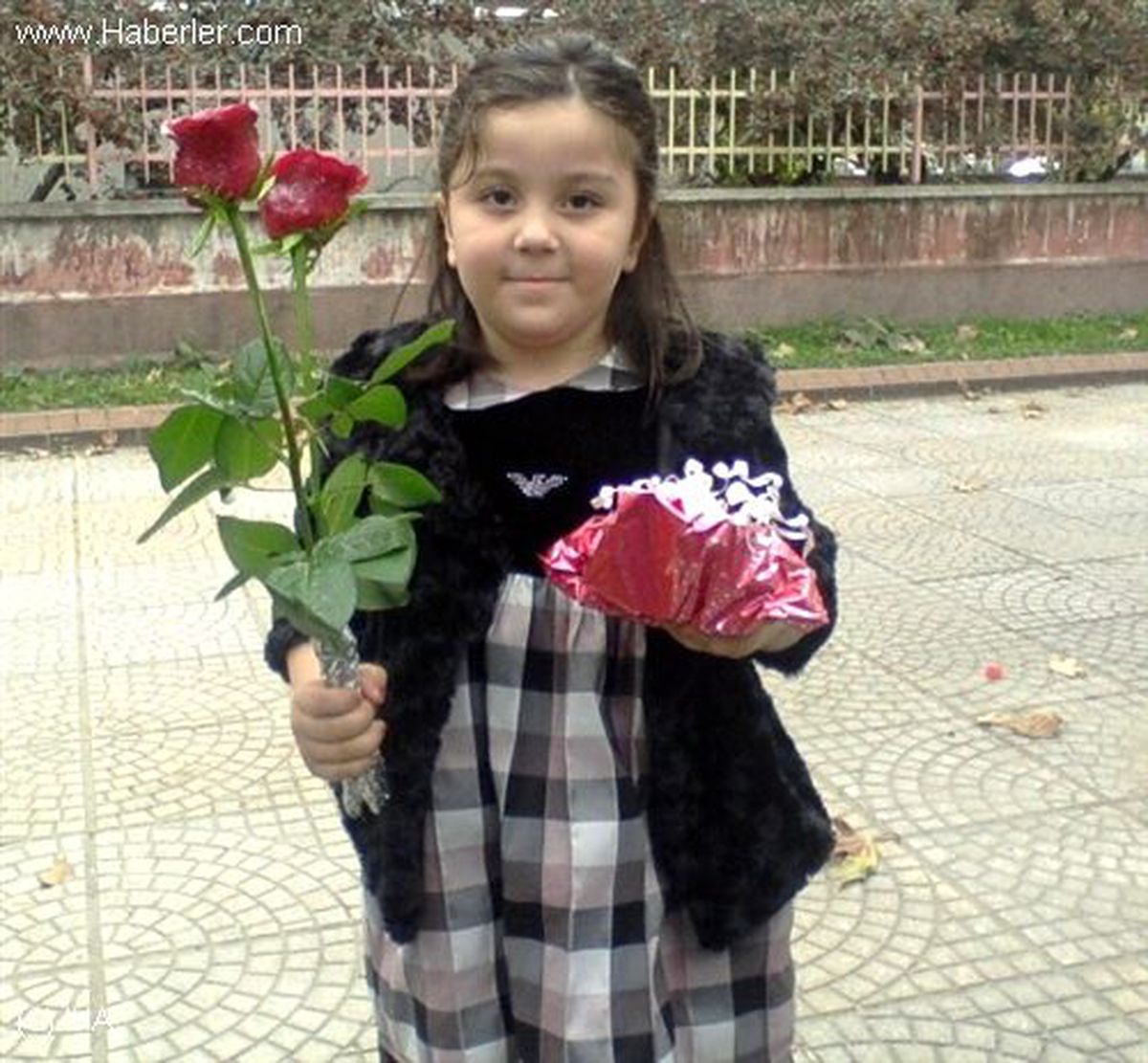 Melis Ödeneğe Takıldı