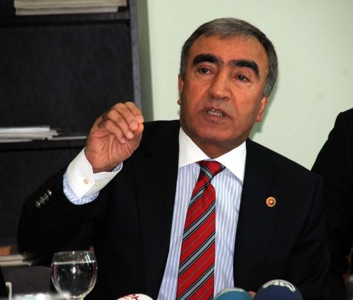 "Bu Devlet, Tehditle Yaşayamaz"