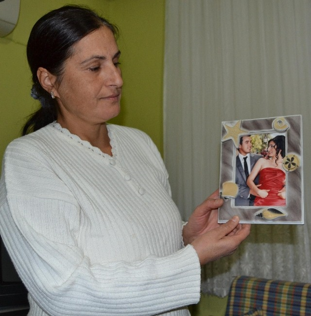 "Oğlumla Gelinim Birbirlerine Sarılarak Ölmüşlerdi"