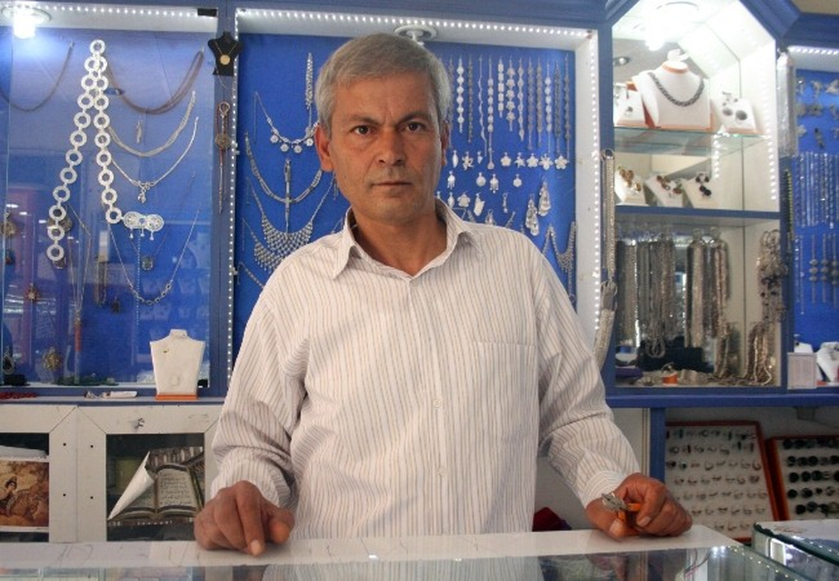 Şanlıurfa\'da Gümüşçü Esnafı Satışlardan Dertli