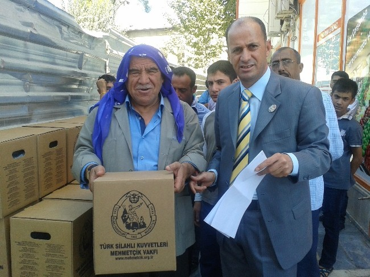 Şanlıurfa\'da Şehit Aileleri ve Gazilere Kurban Etleri Ulaştırıldı