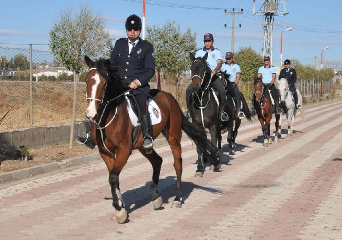 Sivas\'ta Atlı Polis Grup Amirliği Kuruldu