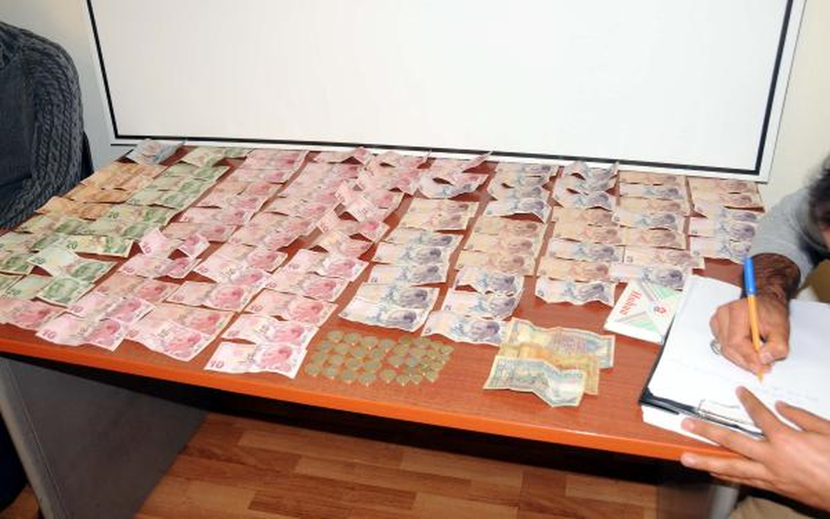 Suriyeli Dilenci Çiftten Bin 300 Lira Çıktı