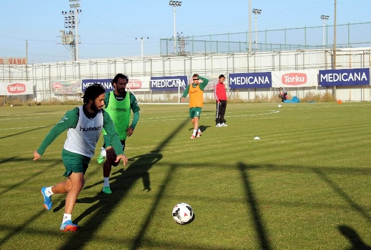 Torku Konyaspor, Bursaspor Maçına Hazırlanıyor