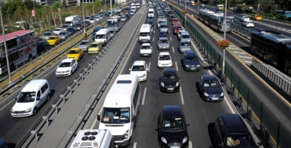Trafikteki Araç Sayısı 17,6 Milyonu Geçti