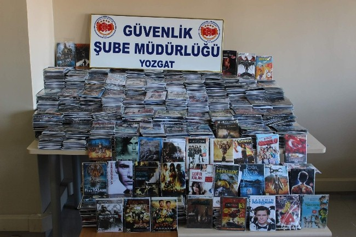 Yozgat Emniyeti 8 Bin 304 Korsan Cd ve Dvd Ele Geçirdi