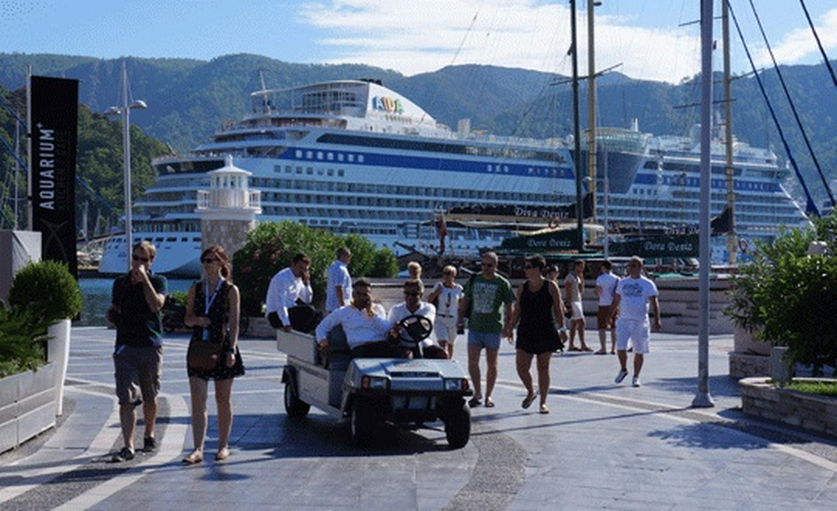 4 Bin ABD\'li Turist Marmaris\'te