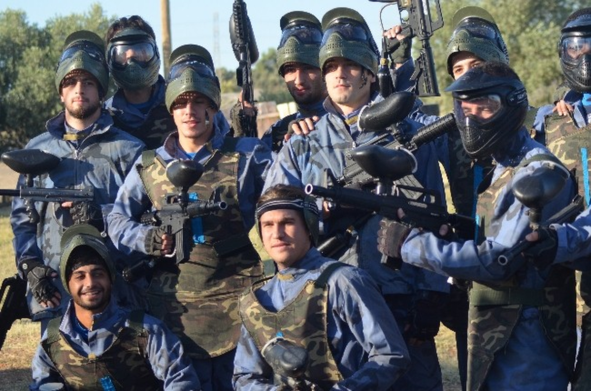 Adana Demirspor\'da Futbolcular, Paintball ile Stress Attı