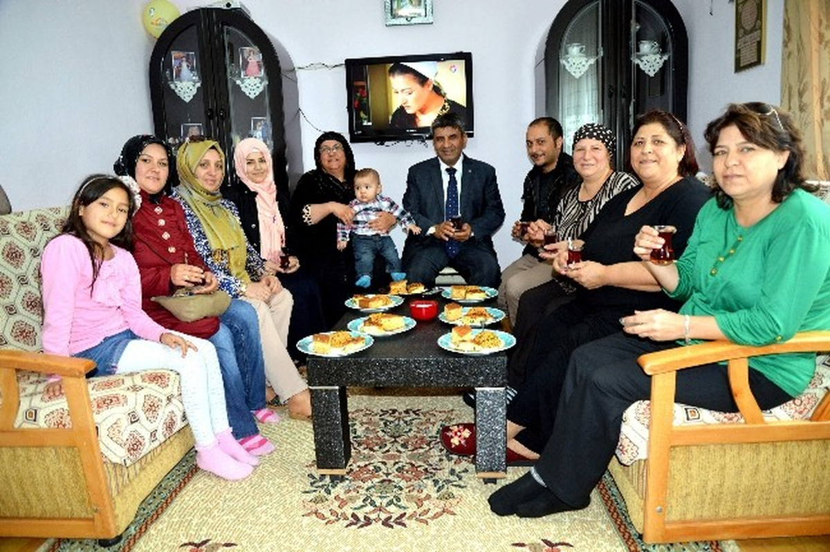 Ak Partili Aday Adayı Ev Gezmesinde