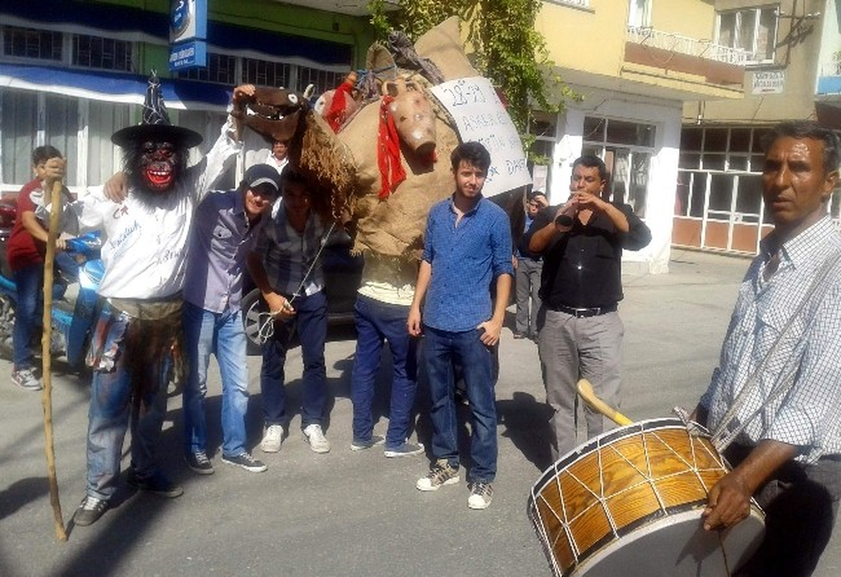 Asker Uğurlamasına Develi Davet