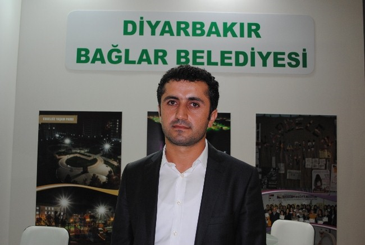 Bağlar Belediyesi CeBIT Fuarı\'nda Stant Açtı