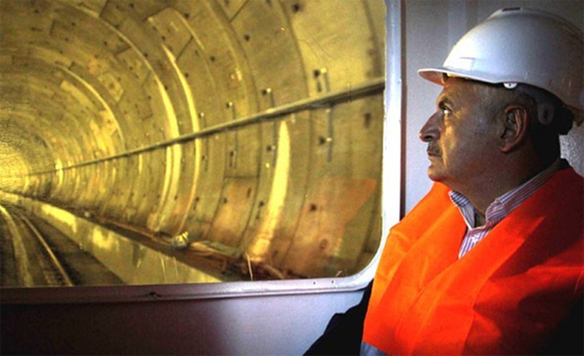 Bakan Yıldırım Marmaray\'ı Son Kez Gözden Geçirdi