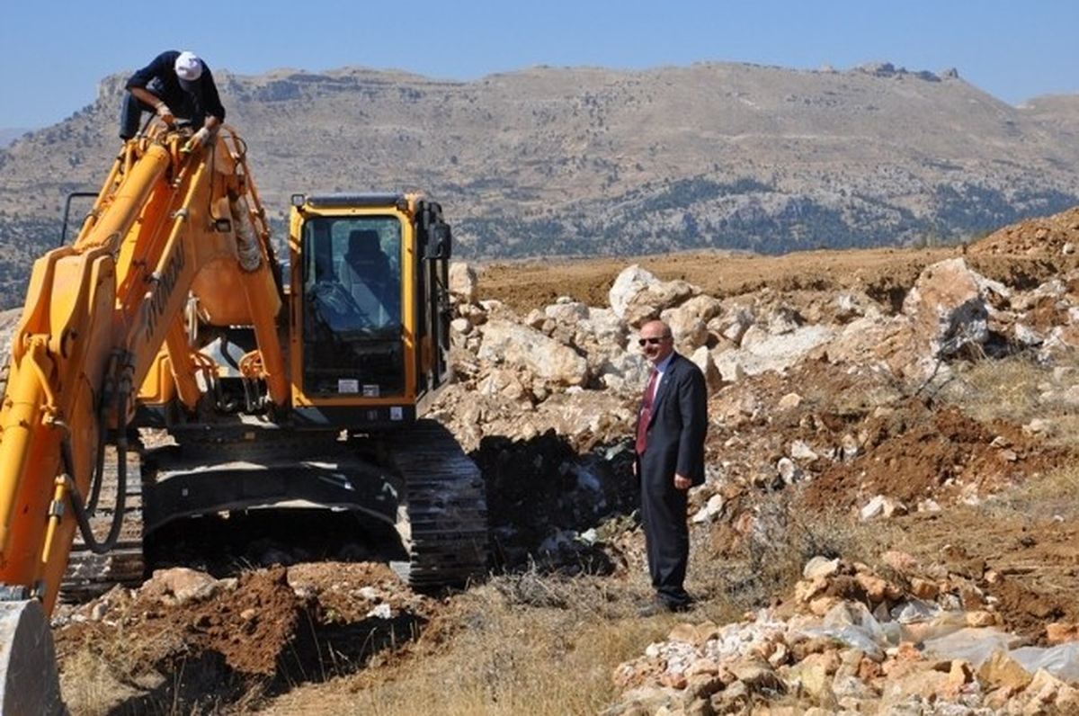 Sarıevler Belediye Başkanı Samur, Yol Çalışmasını İnceledi