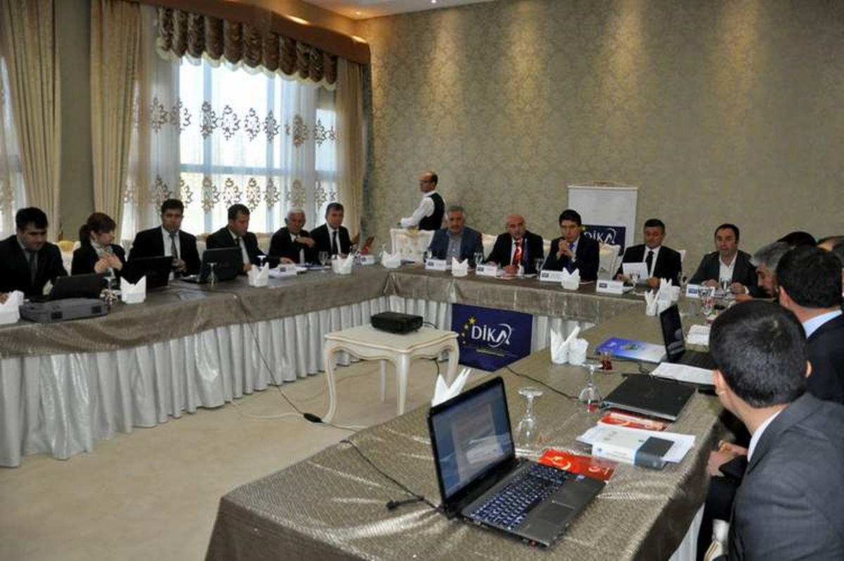 Belediye Başkanı DİKA Toplantısına Katıldı