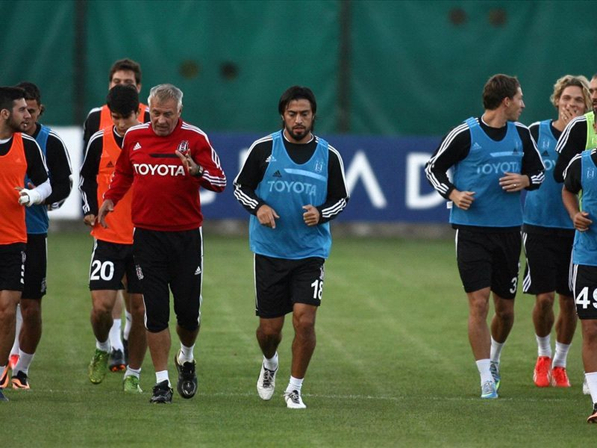Beşiktaş\'ta Akhisar Belediyespor Maçı Hazırlıkları