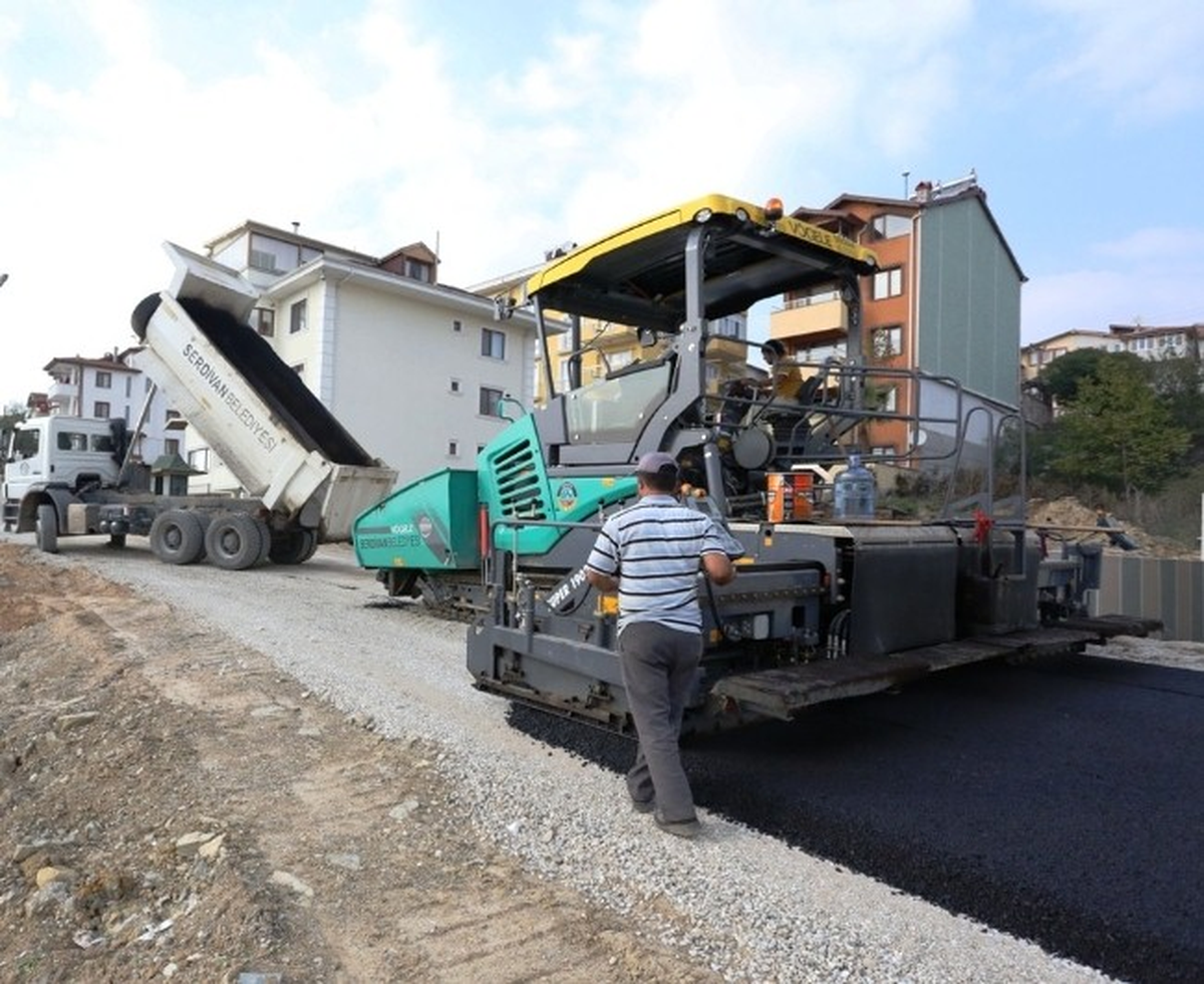 Beşköprü Mahallesi\'nde Yollar Yenileniyor