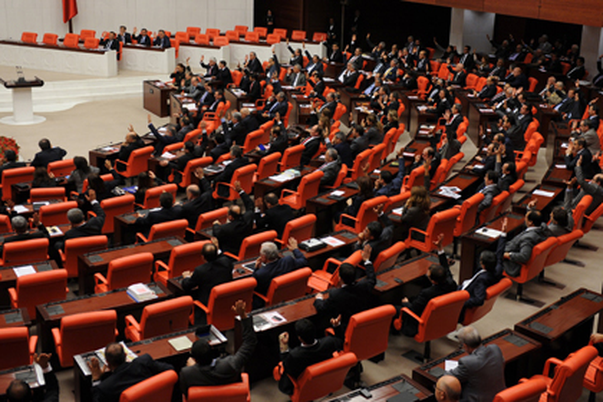 Bütçede "Sayıştay" Tartışması