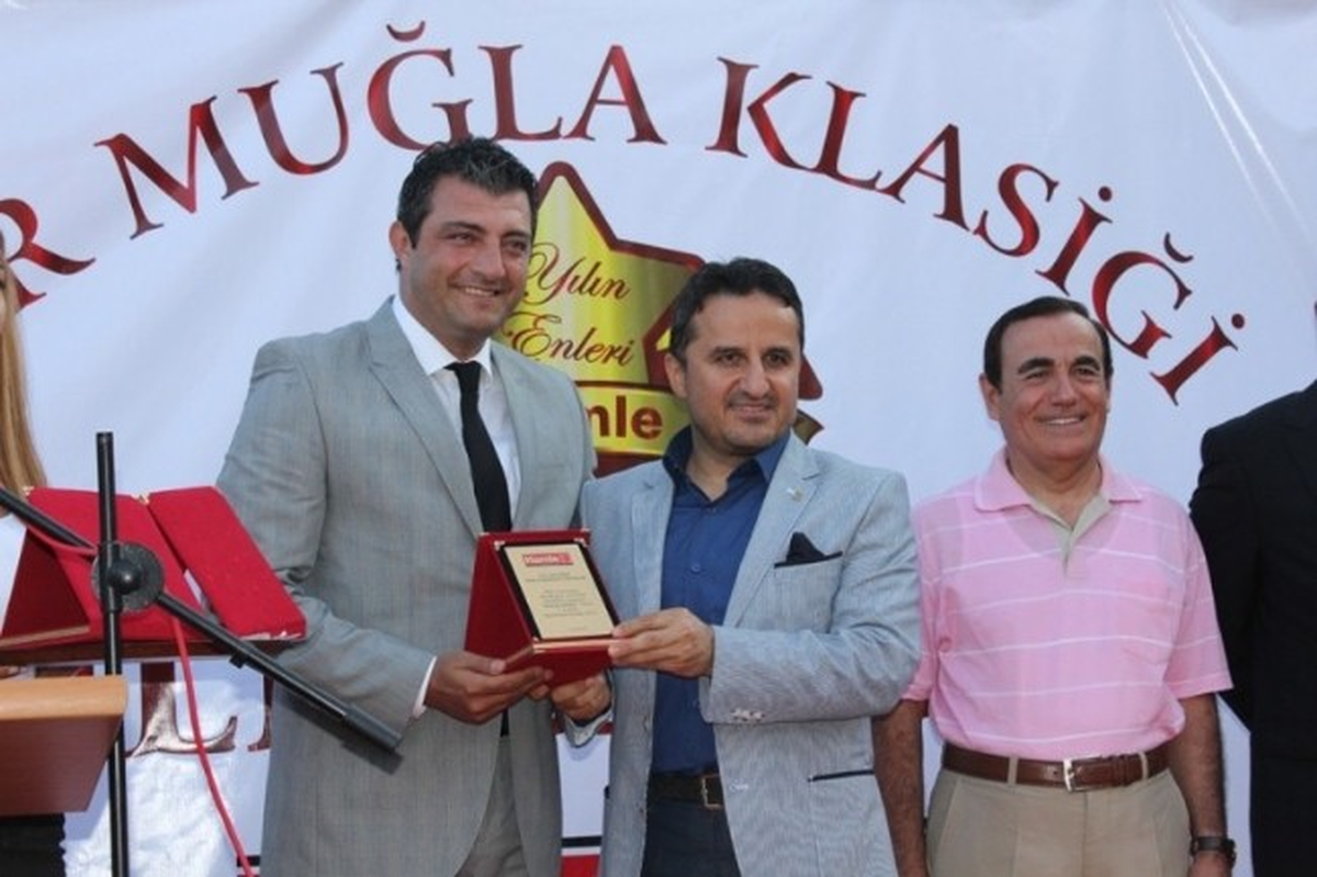 Çevre ve Şehircilik Bakanlığı Muğla İl Müdürlüğü "Yılın En İyi Kamu Kuruluşu" Seçildi