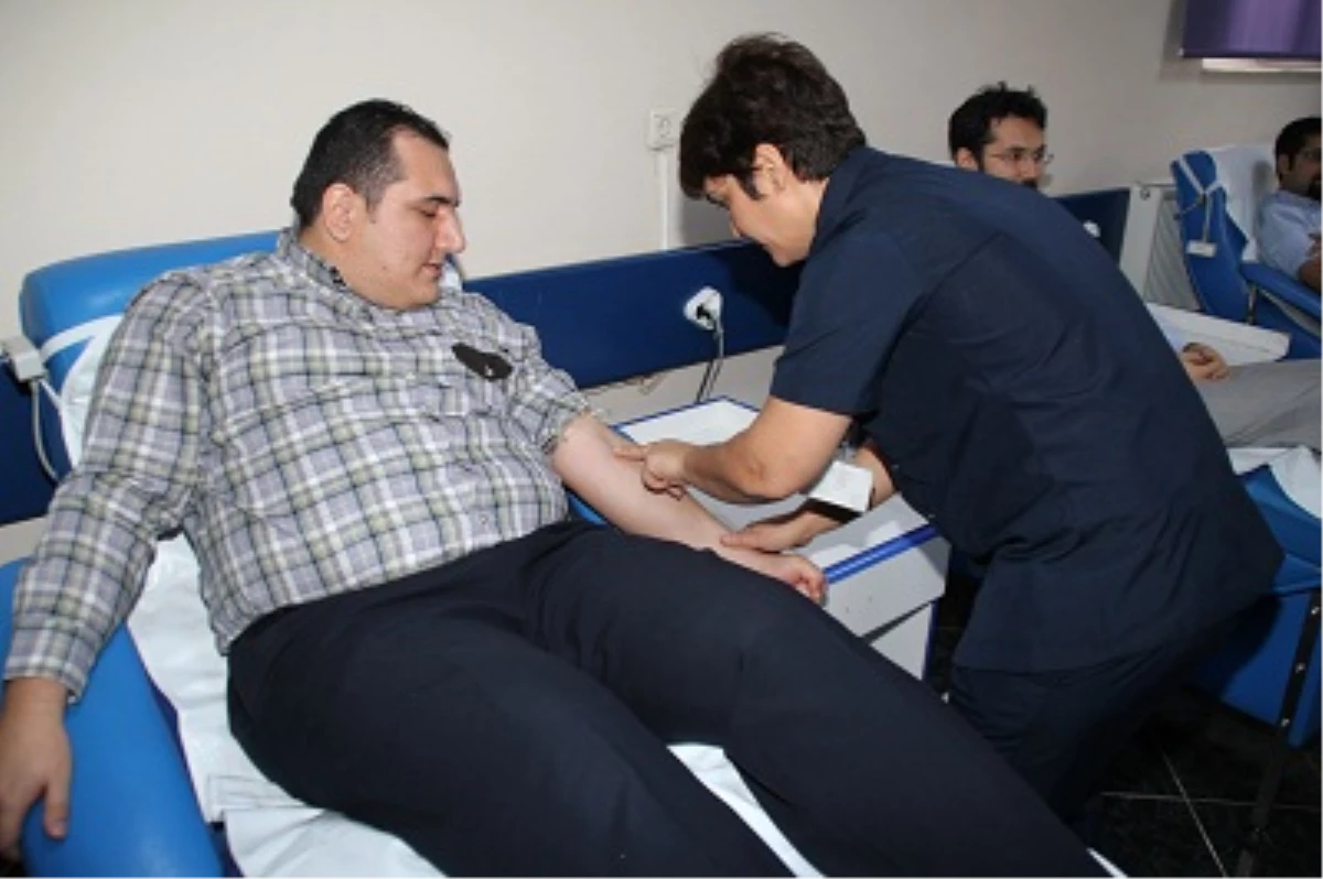 D.Ü. Hastanelerinde Kan Bağış Kampanyası Başladı