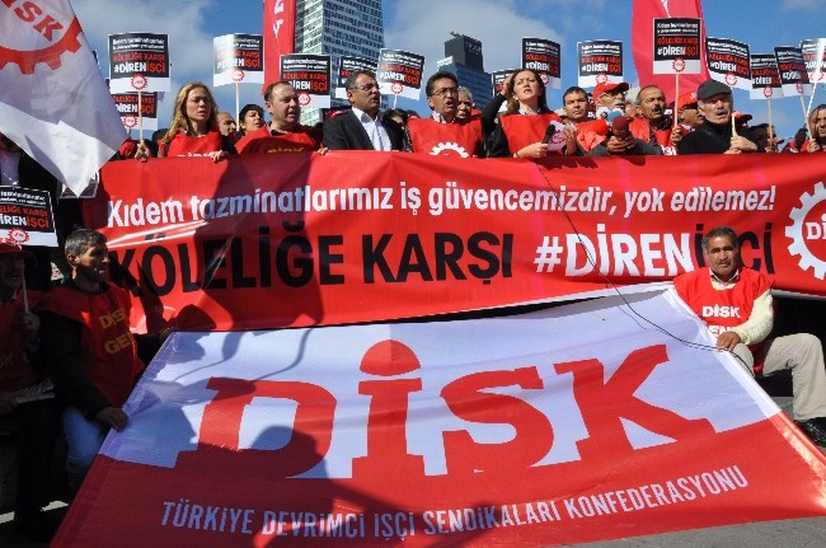 DİSK\'ten Kıdem Tazminatı Eylemi