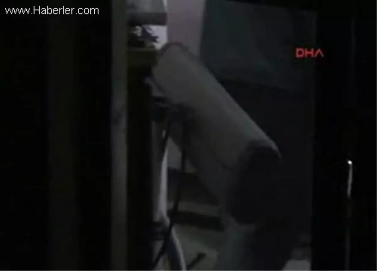 ) Eşi ve Üç Çocuğunu Öldüren Sanık Tahliyesini İstedi