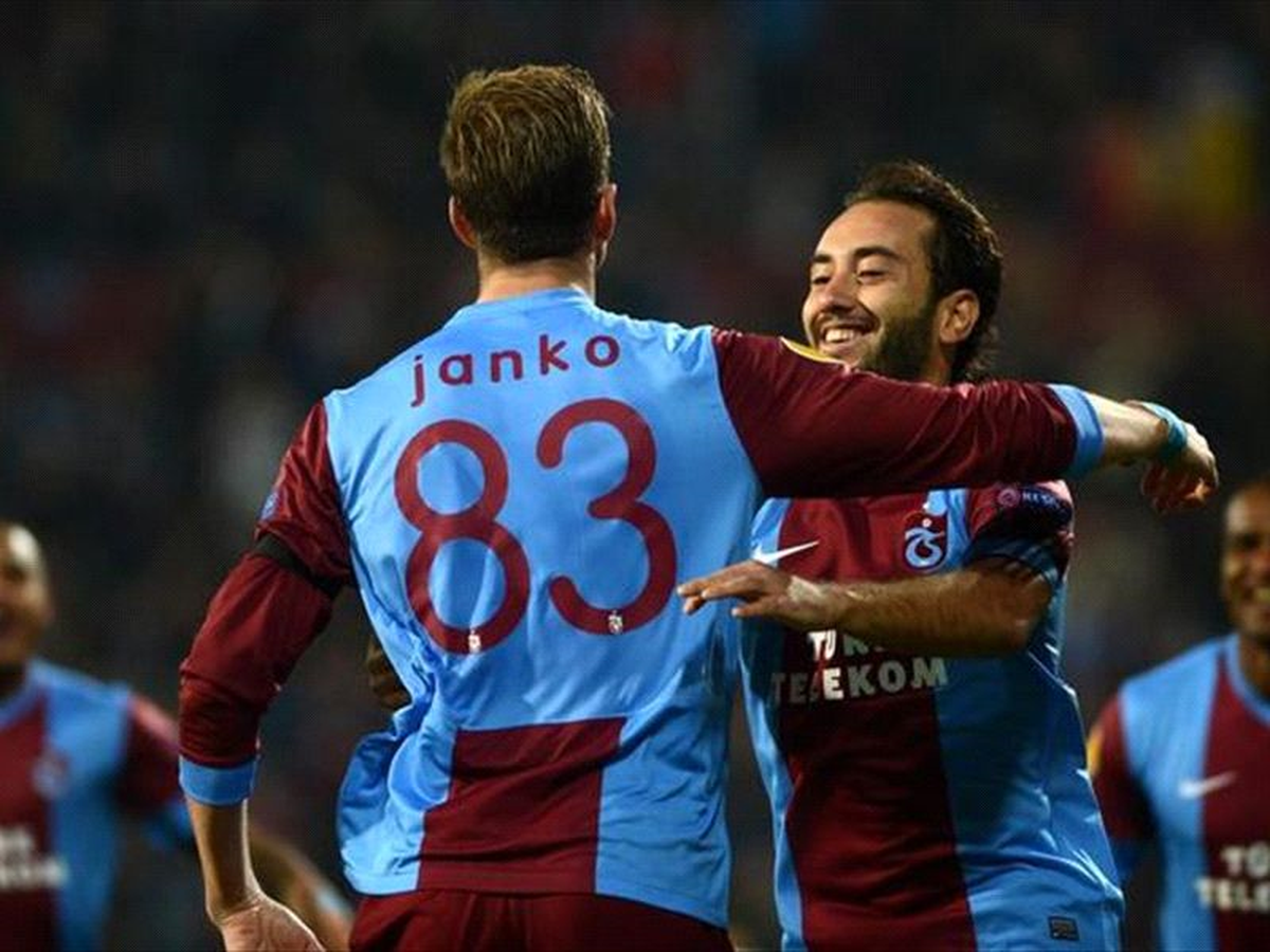 Trabzonspor Avrupa\'da Yenilgiyi Unuttu